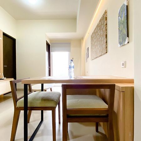 Stunning And Homey 2Br Apartment Mustika Golf Residence By Travelio Cikarang Ngoại thất bức ảnh